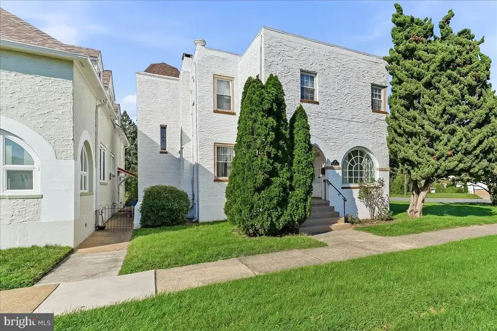 12 Corinne Ct, WILMINGTON