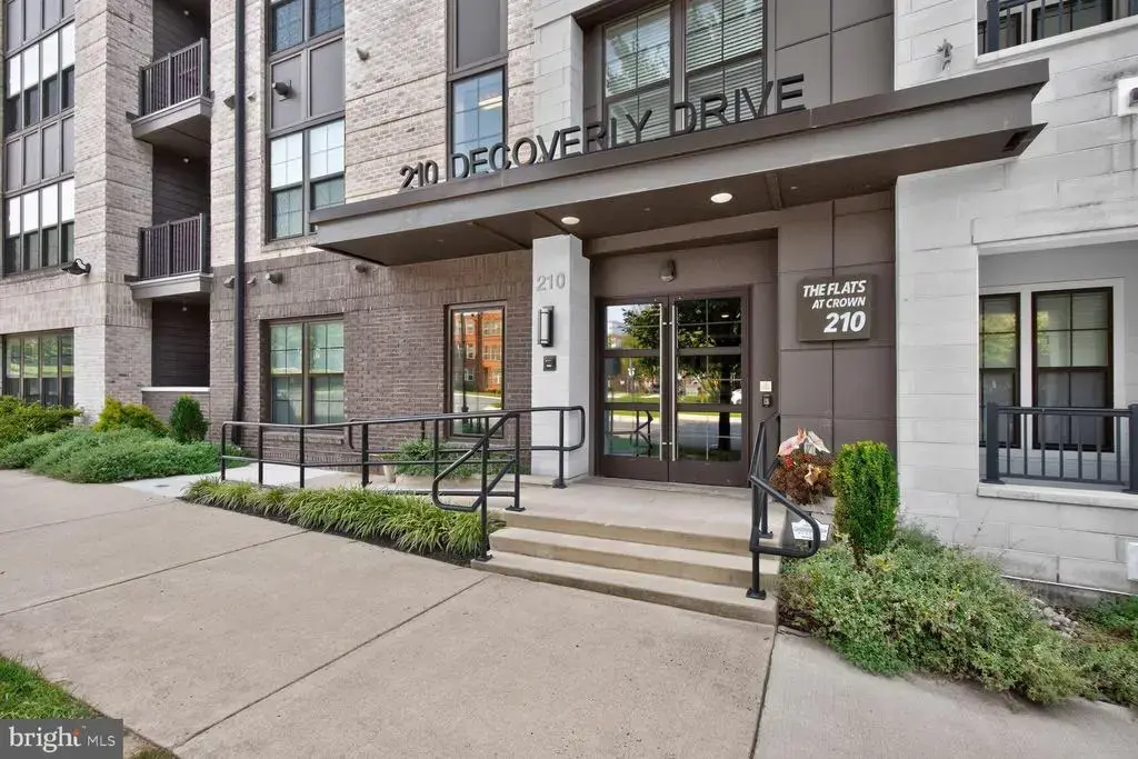210 Decoverly Dr #310, GAITHERSBURG