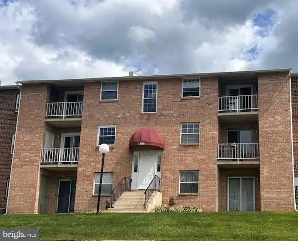 1823 Valley Dr #1823, WEST CHESTER