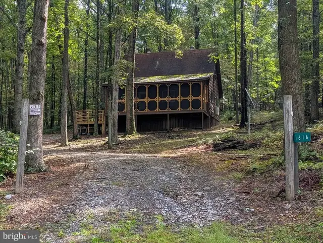 1616 Pine Ridge Rd, Clearville