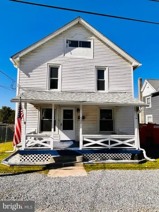 121 Spruce St, Pleasant Gap