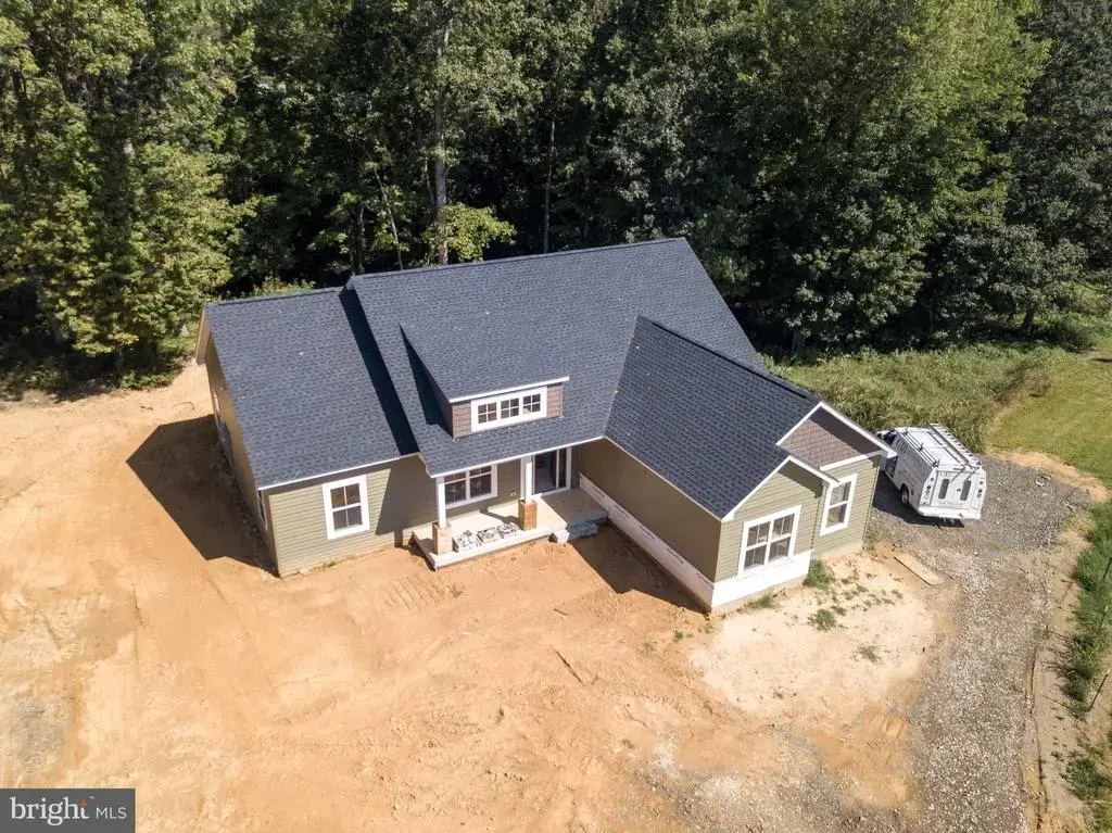 8005 Sherbeyn Rd, BEALETON