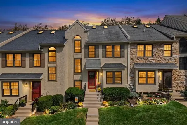 1405 Aspen Ct, West Chester