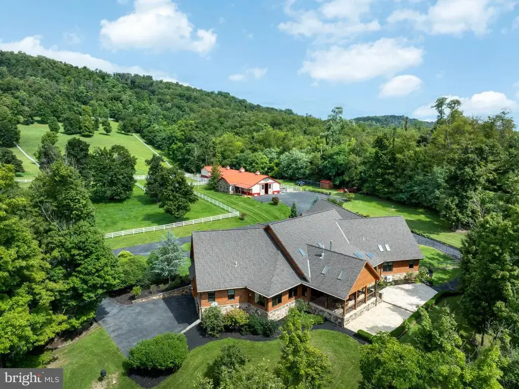 34 Endless Trails Dr, LOCK HAVEN