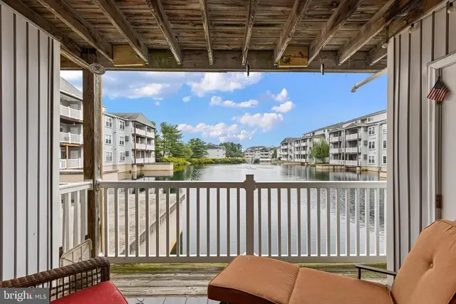 1701 Waters Edge #102, Newark