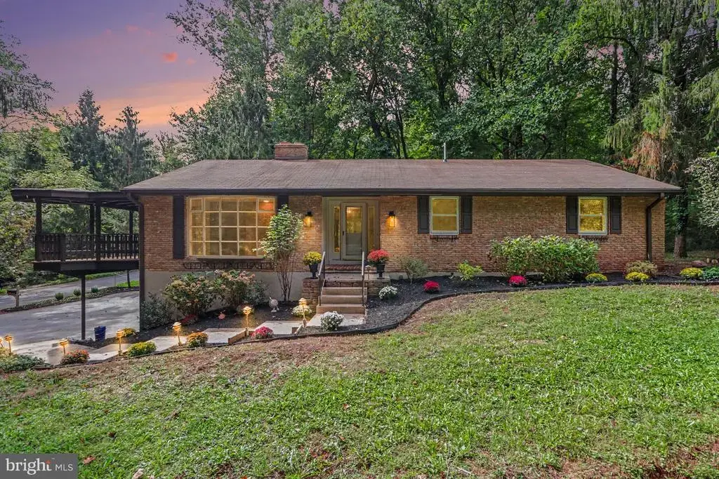 300 Timber Ln, MT GRETNA