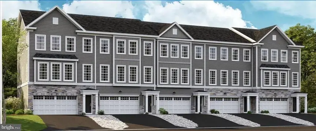 205 Red Leaf Ln, EXTON