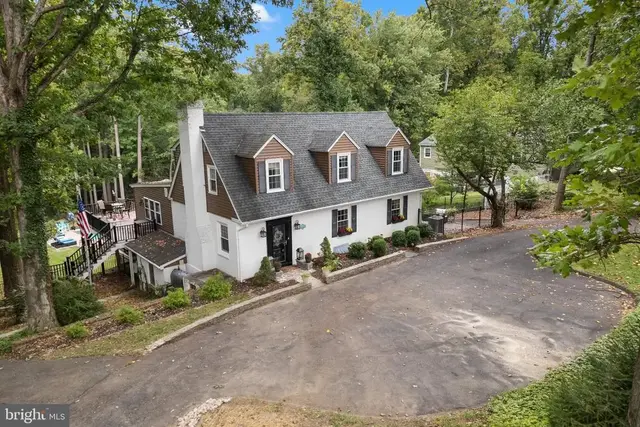 1530 Providence Rd, Towson