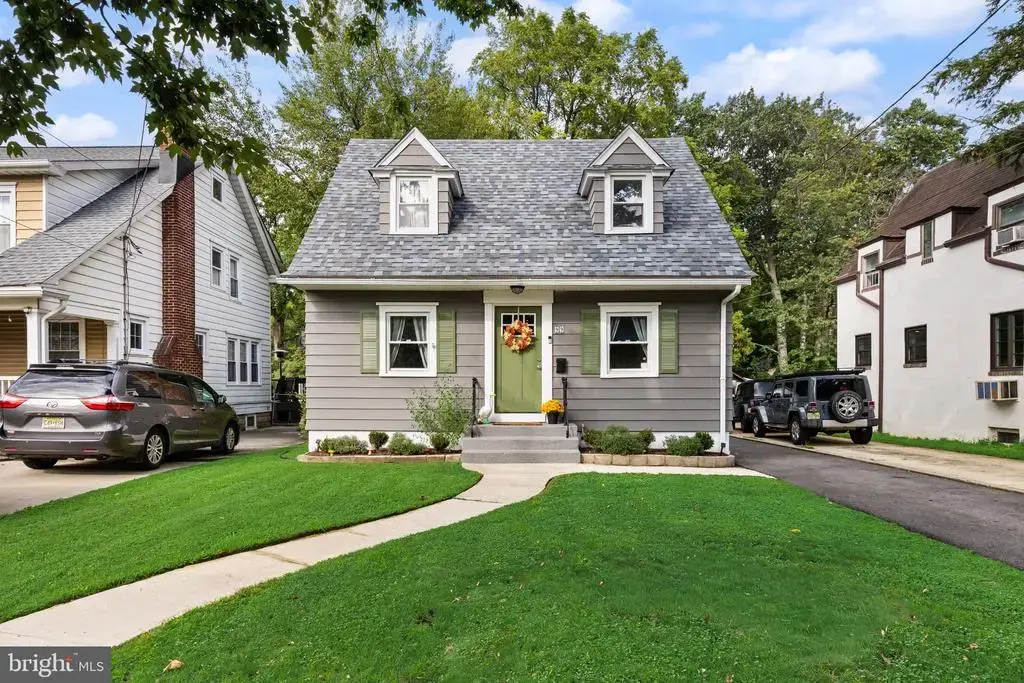 99 Kendall Blvd, OAKLYN