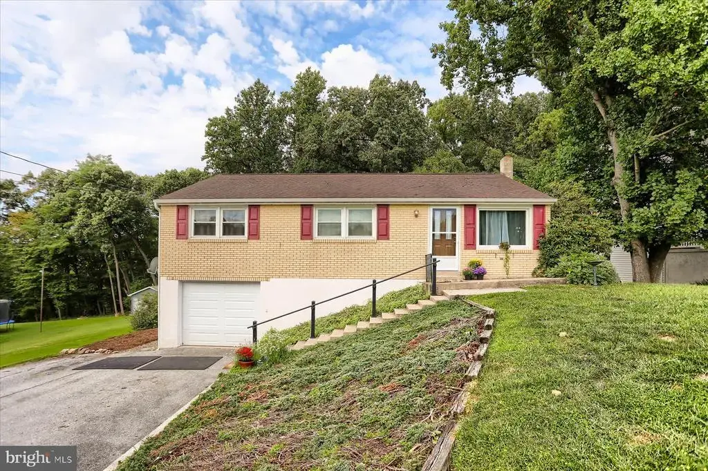 965 Hill Church Rd, HUMMELSTOWN