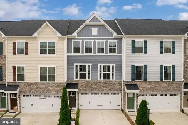 132 Burkwood Ter, Lake Frederick