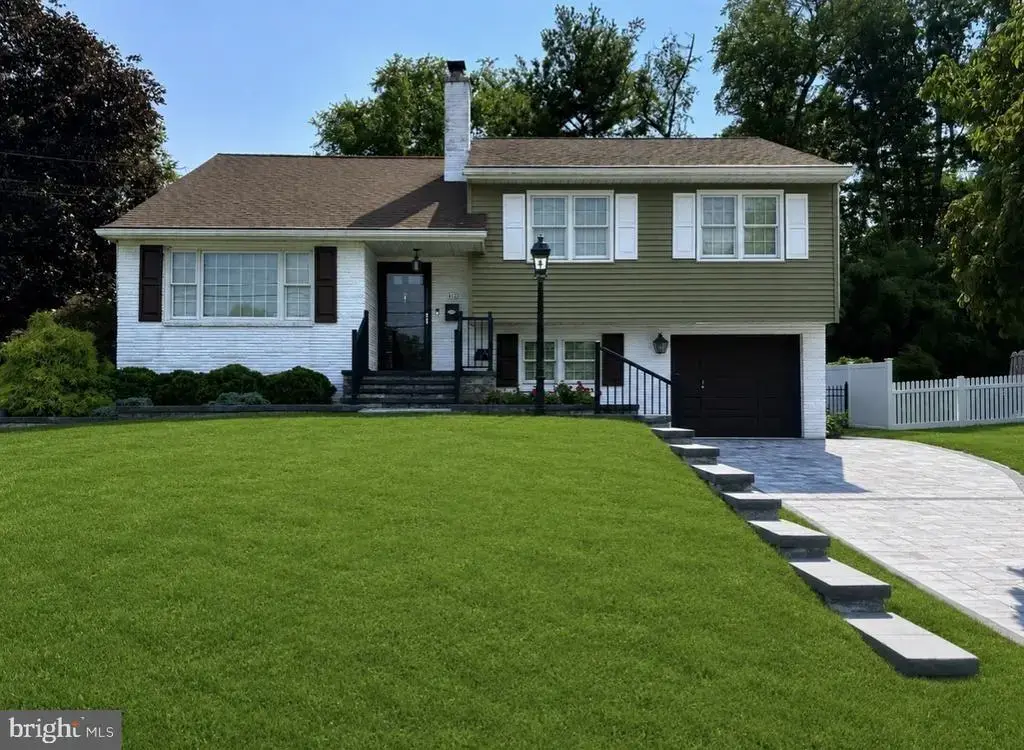 412 Parkview Dr, MOUNT HOLLY
