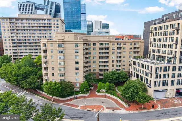 7111 Woodmont Ave #308, Bethesda
