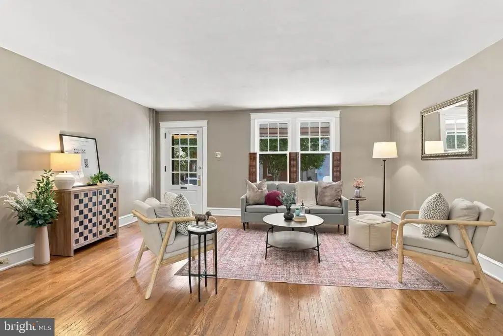 561 W Walnut St, LANCASTER