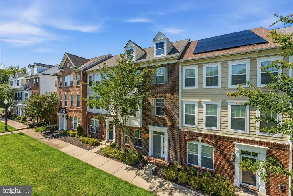 239 Buckeye Cir, LA PLATA