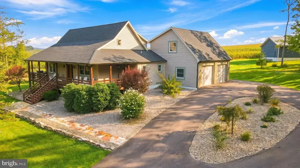 607 Pin Oak Cir, OAKLAND