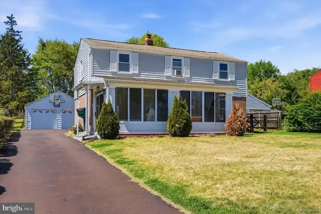 314 Greenwood Rd, Lansdale