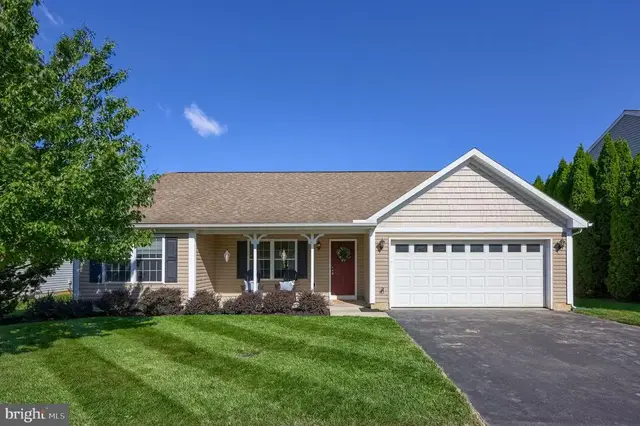 27 Coolidge Dr, Ephrata