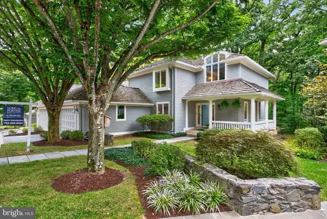 1585 Regatta Ln, Reston
