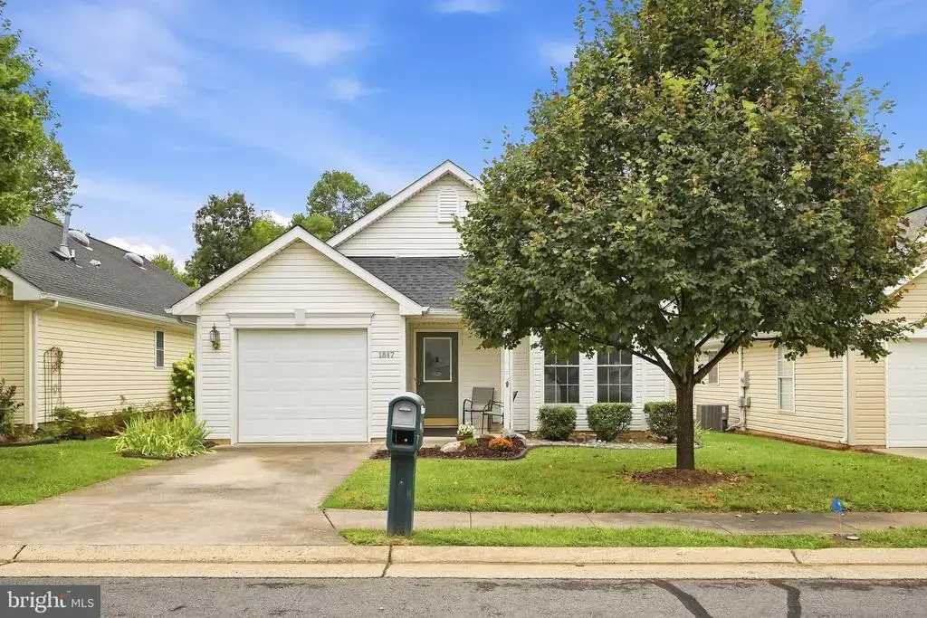1847 Melvor Ln, WINCHESTER