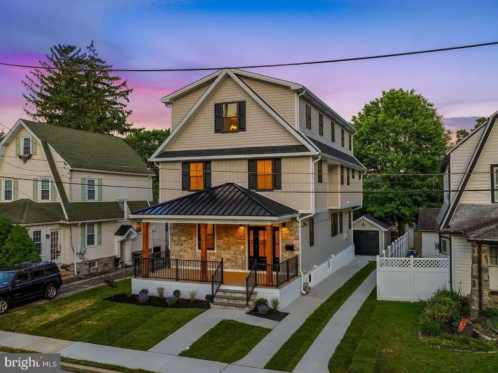 25 Oak Ln, HAVERTOWN