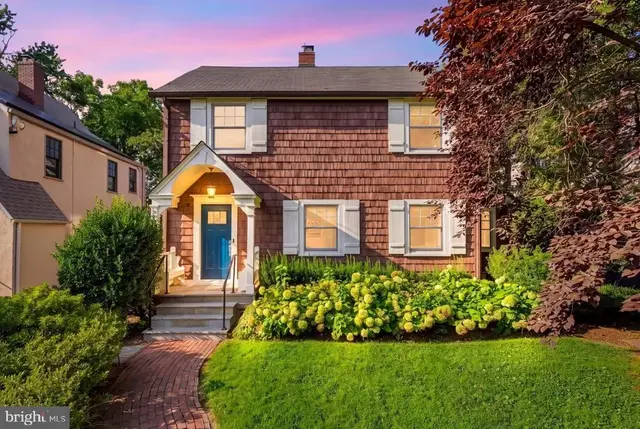 4607 Norwood Dr, Chevy Chase