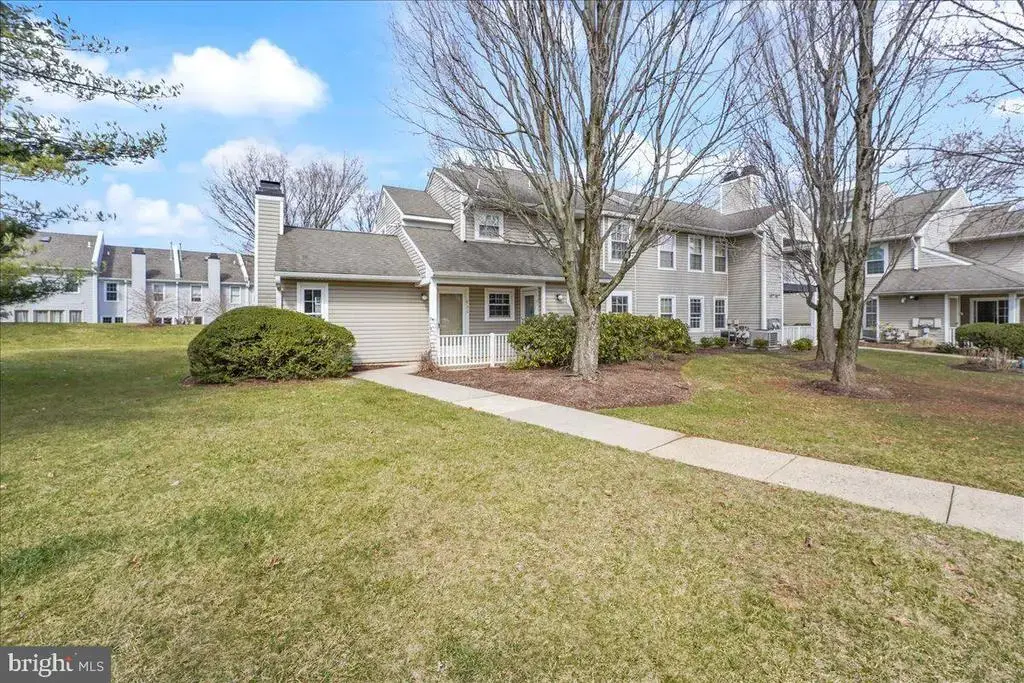 936 Railway Sq #17, WEST CHESTER