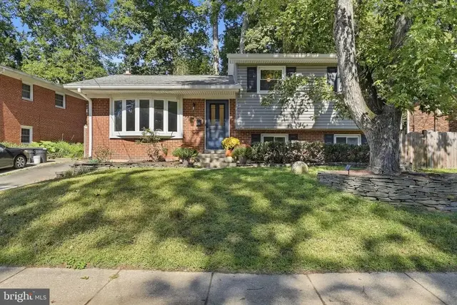 838 Loxford Ter, Silver Spring