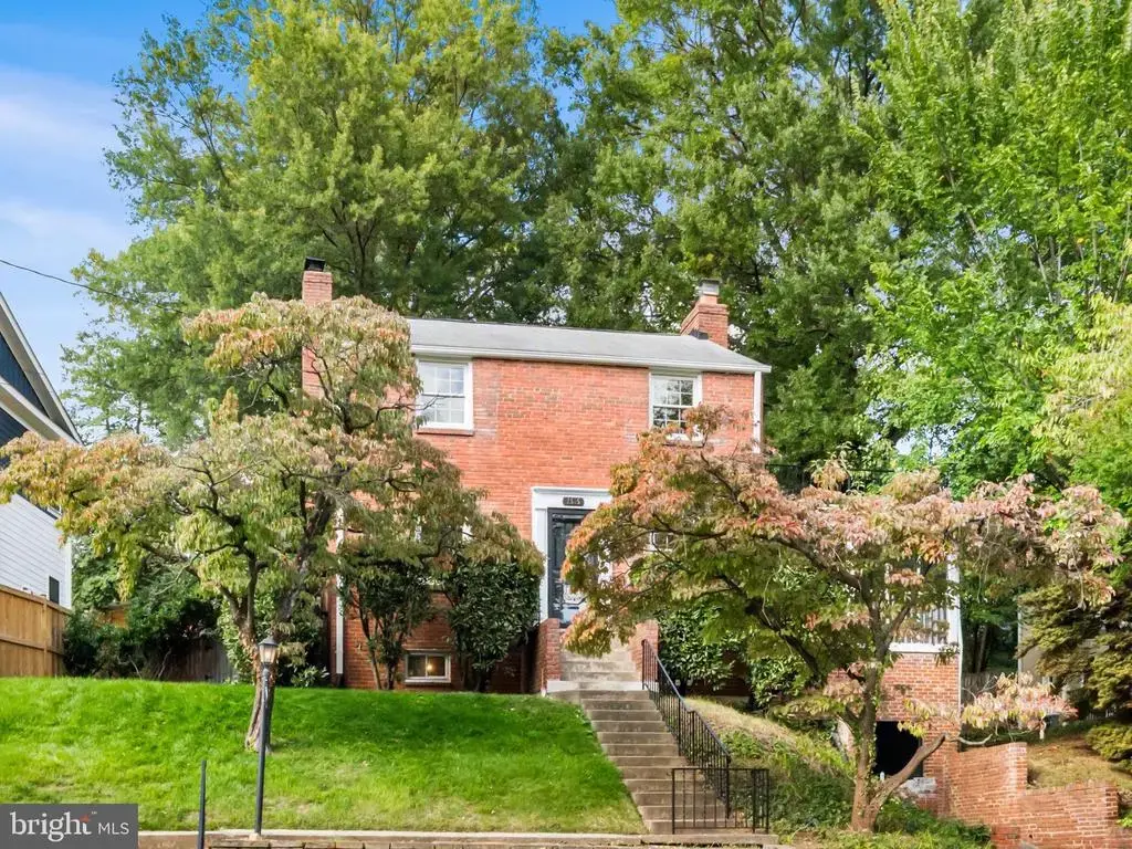 2535 23rd Rd N, ARLINGTON