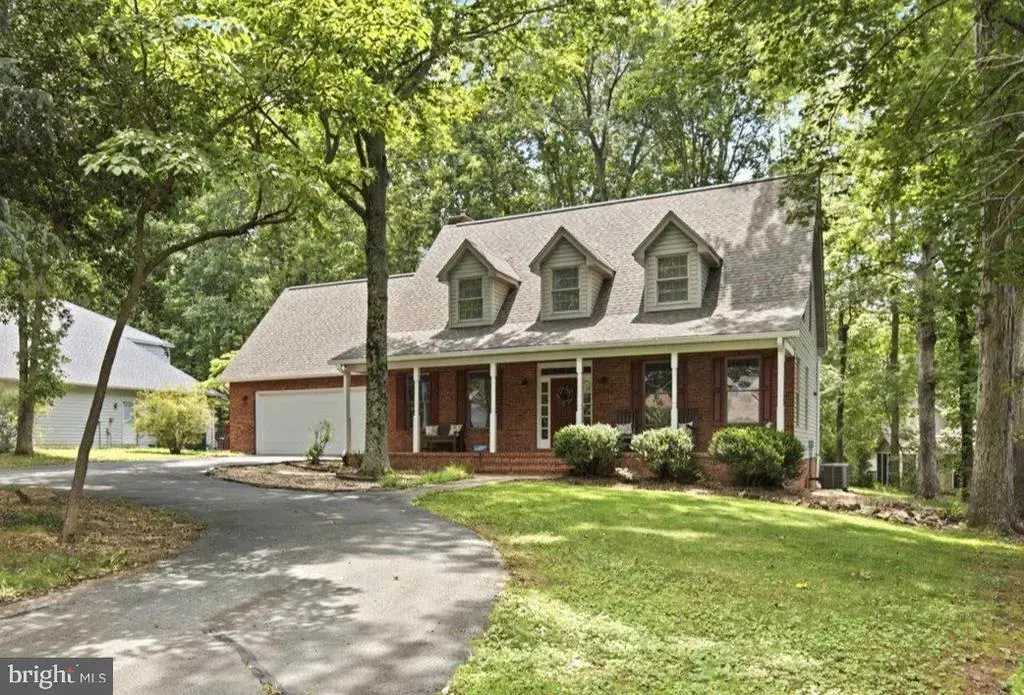 204 Westover Pkwy, LOCUST GROVE