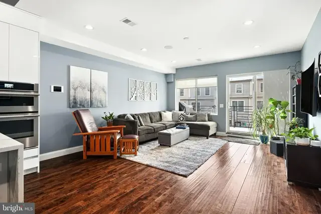 1516 Cambridge St #unit 2, Philadelphia