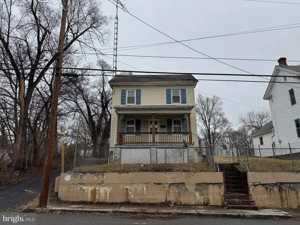 719 3rd St, MARTINSBURG