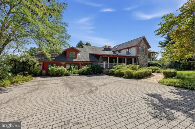 1120 Clover Ln, Glen Mills