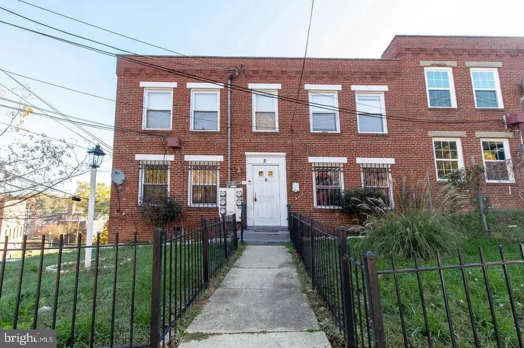 2 Galveston Pl Sw #3, WASHINGTON