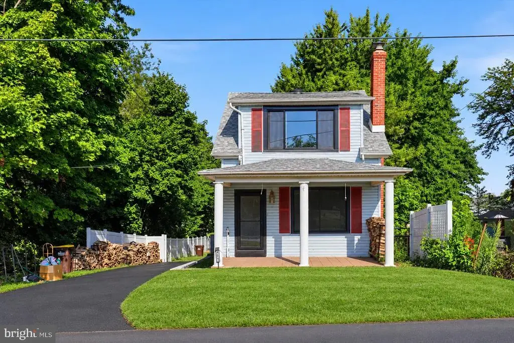 612 S Broad St, LANSDALE