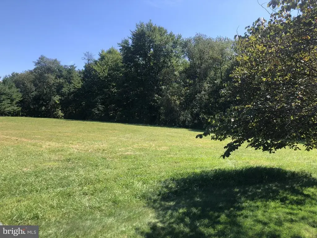Lot 59-60 Earl Dr, MILLERSBURG