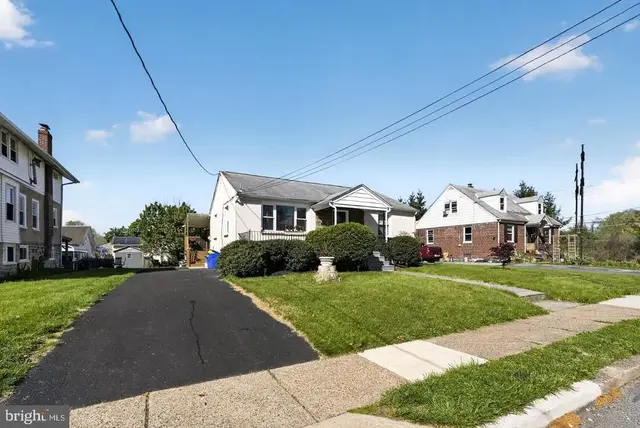 110 Mccormick Ave, Ridley Park