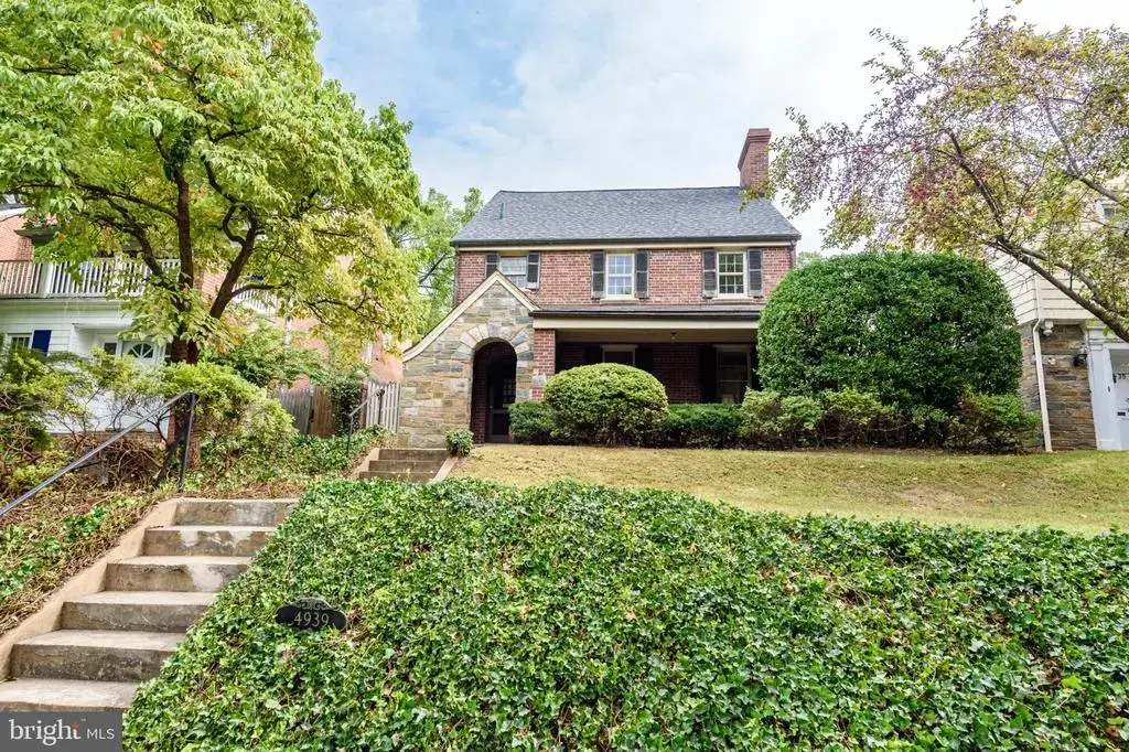 4939 Massachusetts Ave Nw, WASHINGTON