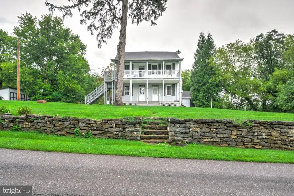 1250 New Danville Pike, LANCASTER
