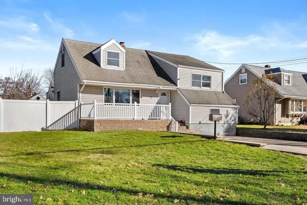 4312 Nottingham Way, TRENTON