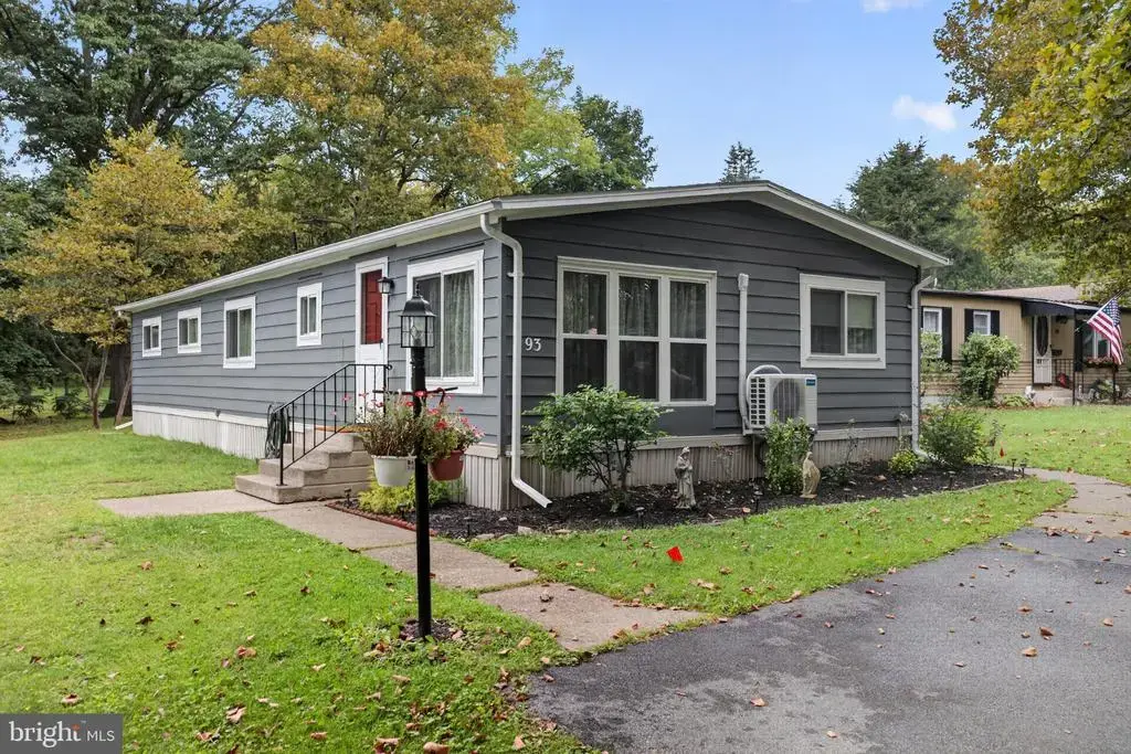 93 Hickory Hills Dr, BATH