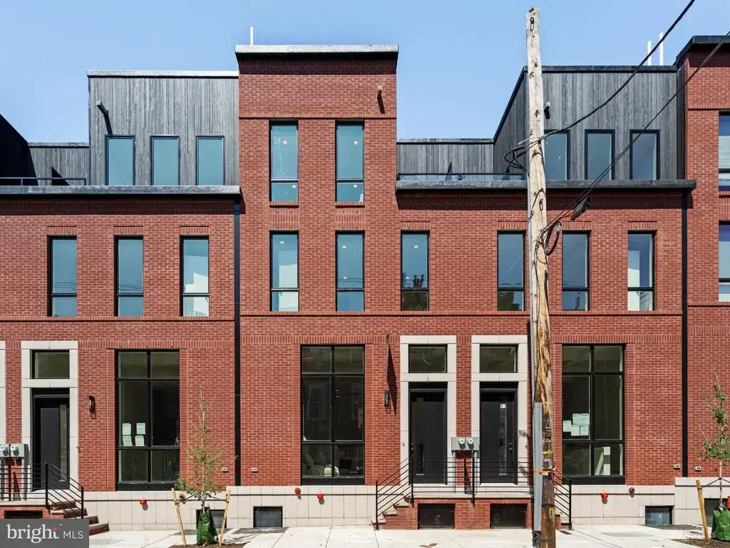 952 N 6th St, PHILADELPHIA