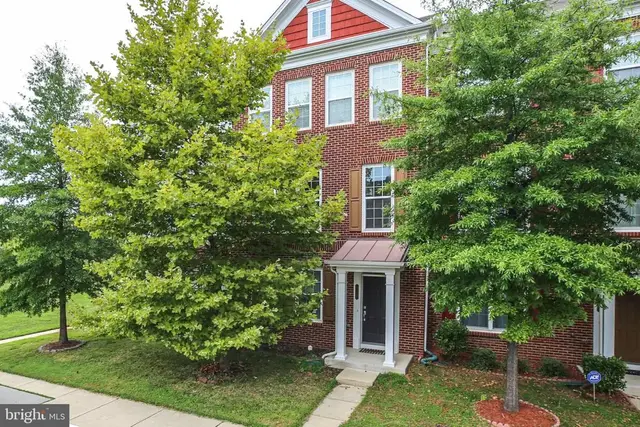 25501 Amber Gate Ter, Chantilly