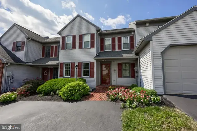 295 Mason Dr, Ephrata