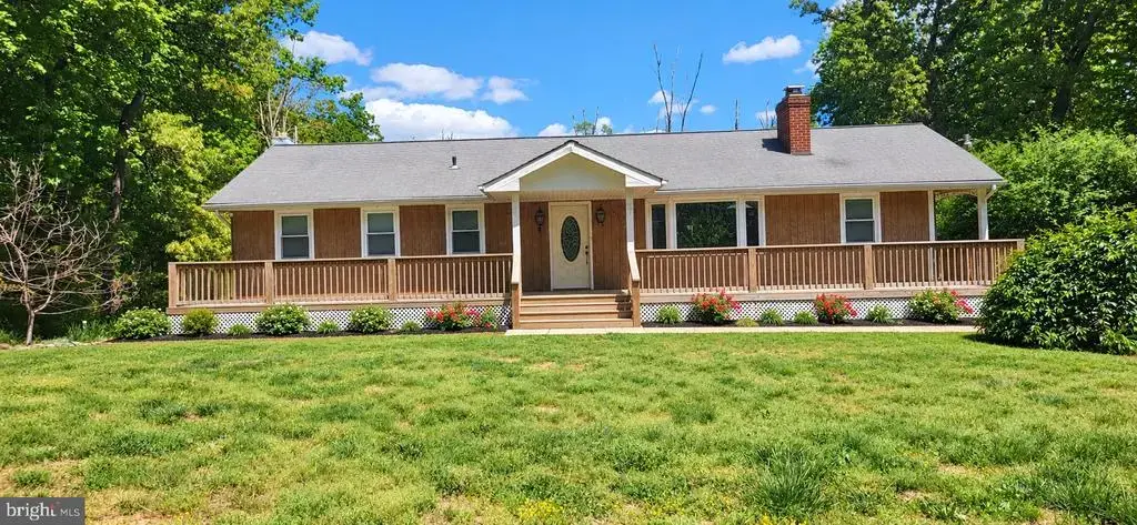 111 Cropp Rd, FREDERICKSBURG