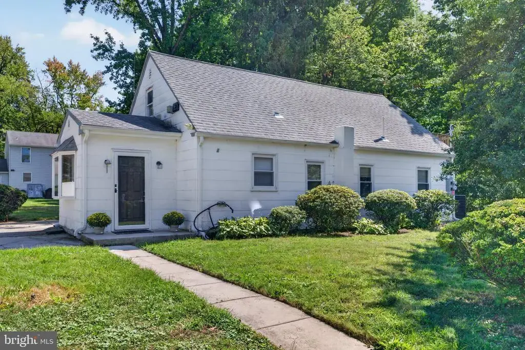 311 Columbia Blvrd., CHERRY HILL