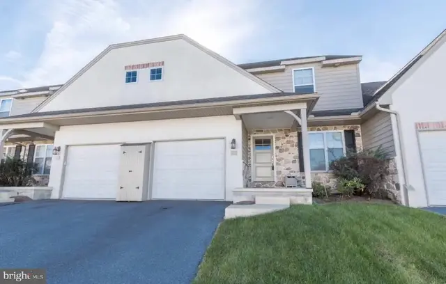 38 Toll Gate Sta, Lancaster