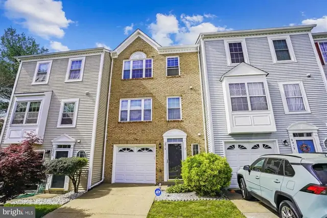 2816 Brier Pond Cir, Woodbridge