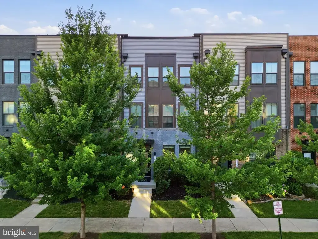 22311 Tees Ter, ASHBURN