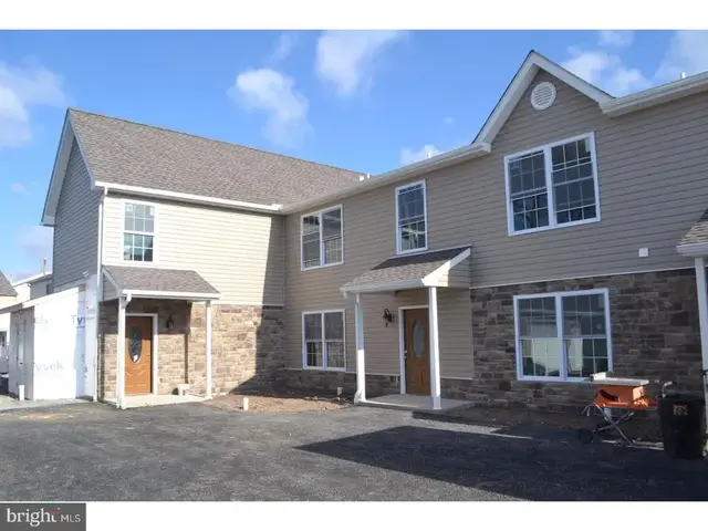 16 Belmont Ave #unit 6, Quakertown